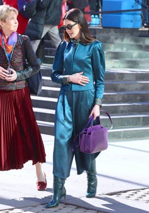 Anne Hathaway Out - NYC Actress Anne Hathaway leaves the United Nations after a speech on International Women s Day in New York, NY on March 9, 2026. Photo by Dylan Travis ABACAPRESS.COM New York City NY United States  Copyright: xDylanxTravis ABACAx