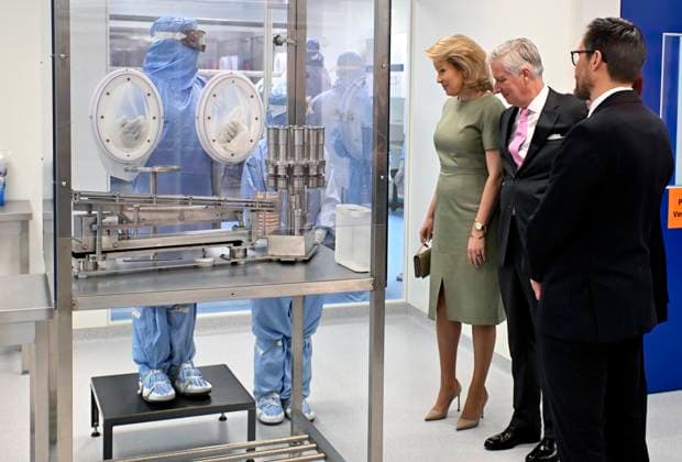 The King and Queen Visit The Province Of Antwerpen NIEL, BELGIUM - MARCH 10 : King Philippe and Queen Mathilde are visiting the province of Antwerp. Their visit starts at the Science Park of the University of Antwerp in Niel. This unique location offers innovative companies focusing on research in the health and environment sectors the opportunity to collaborate fully in a dynamic and inspiring ecosystem. The science park, an initiative of the Provincial Development Agency (POM) Antwerp, supports companies from start-ups to multinationals with optimal growth opportunities and possibilities for new partnerships. During their visit, the King and Queen will meet with various companies based on the site. They will be introduced to the educa  Copyright: xBertxVanxDenxBrouckex