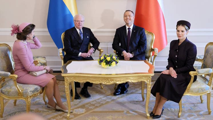 Swedish royal couple visits Poland Photo: Wojciech Olkusnik East News King of Sweden Carl XVI Gustaf and his wife Queen Silvia attend a meeting with the president of Poland Karol Nawrocki and his wife Marta Nawrocka at the Presidential Palace on March 10, 2026 in Warsaw, Poland. The Swedish royal couple pays a three-day state visit to Poland focused on strengthening bilateral ties, defense, and security. EN_01673827_0052 