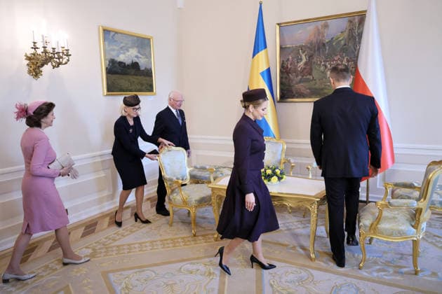 Swedish royal couple visits Poland Photo: Wojciech Olkusnik East News King of Sweden Carl XVI Gustaf and his wife Queen Silvia attend a meeting with the president of Poland Karol Nawrocki and his wife Marta Nawrocka at the Presidential Palace on March 10, 2026 in Warsaw, Poland. The Swedish royal couple pays a three-day state visit to Poland focused on strengthening bilateral ties, defense, and security. EN_01673827_0054 