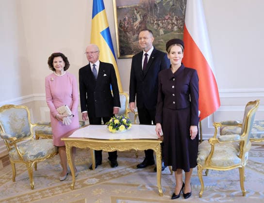 Swedish royal couple visits Poland Photo: Wojciech Olkusnik East News King of Sweden Carl XVI Gustaf and his wife Queen Silvia attend a meeting with the president of Poland Karol Nawrocki and his wife Marta Nawrocka at the Presidential Palace on March 10, 2026 in Warsaw, Poland. The Swedish royal couple pays a three-day state visit to Poland focused on strengthening bilateral ties, defense, and security. EN_01673827_0056 