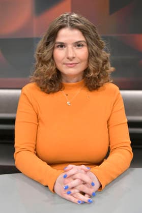 Özge Inan in der ARD-Talkshow hart aber fair im Studio Adlershof. Berlin, 09.03.2026