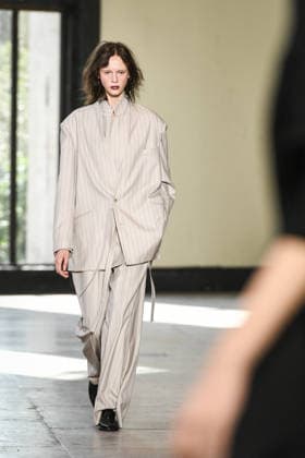 PFW - Ujoh Runway in Paris FA A model walks the runway for the Ujoh collection as part of Paris Fashion Week in Paris, on March 10, 2026. Photo by Firas Abdullah ABACAPRESS.COM Paris Ile-de-France France  Copyright: xAbdullahxFiras ABACAx