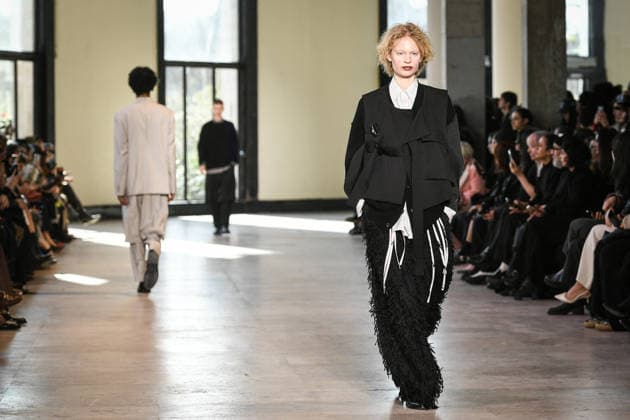 PFW - Ujoh Runway in Paris FA A model walks the runway for the Ujoh collection as part of Paris Fashion Week in Paris, on March 10, 2026. Photo by Firas Abdullah ABACAPRESS.COM Paris Ile-de-France France  Copyright: xAbdullahxFiras ABACAx