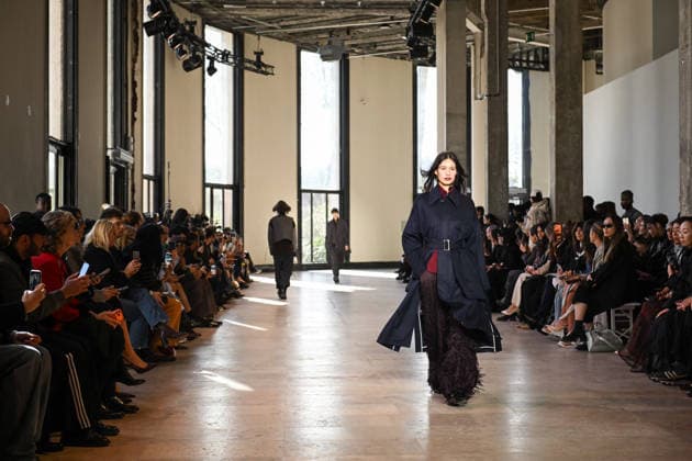 PFW - Ujoh Runway in Paris FA A model walks the runway for the Ujoh collection as part of Paris Fashion Week in Paris, on March 10, 2026. Photo by Firas Abdullah ABACAPRESS.COM Paris Ile-de-France France  Copyright: xAbdullahxFiras ABACAx