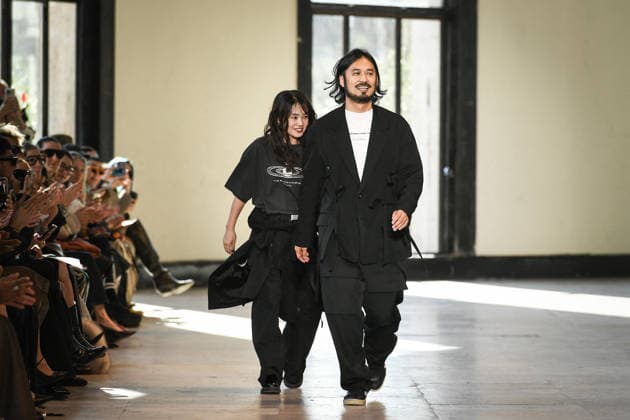 PFW - Ujoh Runway in Paris FA Ujoh fashion designer Mitsuru Nishizaki cheers the audience after the runway for the Ujoh collection as part of Paris Fashion Week in Paris, on March 10, 2026. Photo by Firas Abdullah ABACAPRESS.COM Paris Ile-de-France France  Copyright: xAbdullahxFiras ABACAx