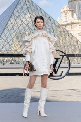 PFW - Louis Vuitton Photocall Hoyeon pictured on photocall of Louis Vuitton Womenswear Fall Winter 2026-2027 show as part of Paris Fashion Week at Louvre Museum, in Paris, France on March 10, 2026. Photo by Alexis Jumeau ABACAPRESS.COM Paris France  Copyright: xJumeauxAlexis ABACAx