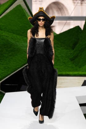 PFW - Louis Vuitton Runway LZ A model walks the runway during the Louis Vuitton Winter 2026-2027 show as part of Paris Fashion Week on March 10, 2026 at Carre du Louvre in Paris, France. Photo by Laurent Zabulon ABACAPRESS.COM  Copyright: xZabulonxLaurent ABACAx