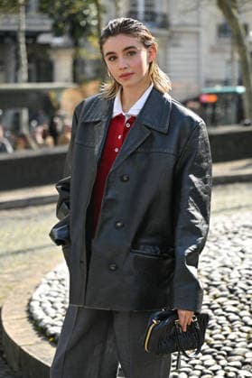PFW Miu Miu Outside Arrivals Guest arriving at the Miu Miu show during Fashion Week in Paris, France on March 10, 2026. Photo by Julien Reynaud APS-Medias ABACAPRESS.COM Paris France  Copyright: xReynaudxJulien APS-Medias ABACAx
