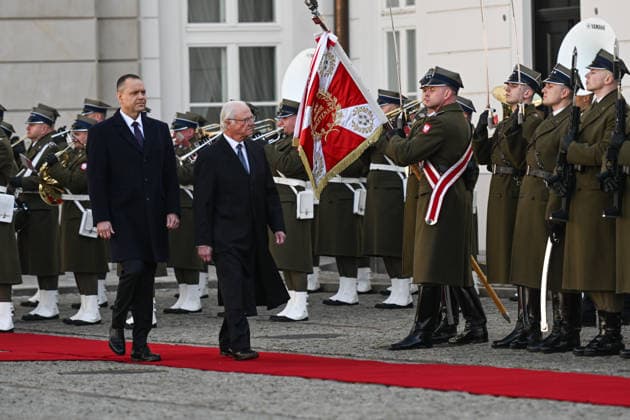 Swedish Royals visit Poland WARSAW, POLAND - MARCH 10: The President of Poland, Karol Nawrocki and the King of Sweden Carl XVI Gustaf inspect the guard of honor at the Presidential Palace on March 10, 2024 in Warsaw, Poland. At the invitation of Polandd s President Karol Nawrocki, King Carl XVI Gustaf and Queen Silvia of Sweden are paying a visit to Poland from March 10 to 12. The royal couple will be accompanied by the ministers of foreign affairs, defense, civil defense, and culture. Omar Marques Anadolu Warsaw Poland. Editorial use only. Please get in touch for any other usage.  Copyright: x2026xAnadoluxOmarxMarquesx