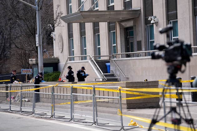 Shots fired at US Consulate in Toronto TORONTO, CANADA - MARCH 10 : A general view shows Toronto police securing the area after a ‘firearm discharge’ at the US Consulate in Toronto, Ontario, Canada on March 10, 2026. Toronto police, in a social media post, said there was a firearm discharge at the diplomatic mission around 5.29 am local time but said there were no injuries. Mert Alper Dervis Anadolu Ontario Canada. Editorial use only. Please get in touch for any other usage.  Copyright: x2026xAnadoluxMertxAlperxDervisx
