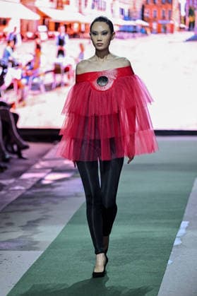 PFW Pierre Cardin Runway A model walks the runway at the Pierre Cardin show during Fashion Week in Paris, France on March 10, 2026. Photo by Julien Reynaud APS-Medias ABACAPRESS.COM Paris France  Copyright: xReynaudxJulien APS-Medias ABACAx