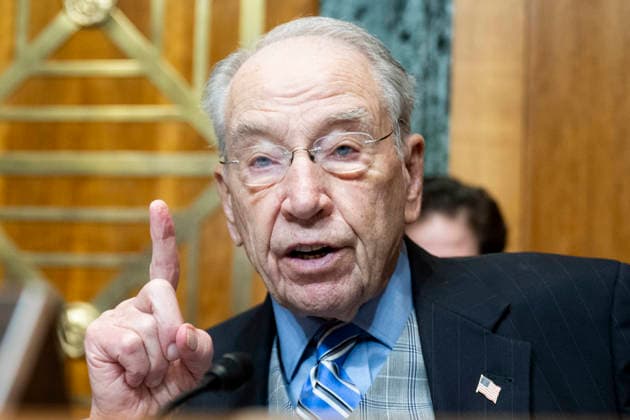 March 10, 2026, Washington, District Of Columbia, USA: U.S. Senator CHUCK GRASSLEY (R-IA) speaking at a hearing of the Senate Budget Committee hearing about sanctuary cities at the U.S. Capitol in Washington, D.C. Washington USA  - ZUMAb161 20260310_aap_b161_029 Copyright: xMichaelxBrochsteinx