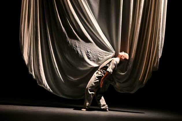 Russell Maliphant Dance Company Landscapes at Sadler s Wells East Russell Maliphant Dance Company Landscapes at Sadler s Wells East, London on Tuesday 10th March., Credit:Laura Rose Avalon  Copyright: xLauraxRosex xAvalonx 1081835031