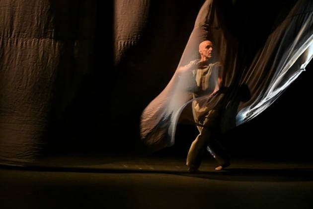 Russell Maliphant Dance Company Landscapes at Sadler s Wells East Russell Maliphant Dance Company Landscapes at Sadler s Wells East, London on Tuesday 10th March., Credit:Laura Rose Avalon  Copyright: xLauraxRosex xAvalonx 1081835148