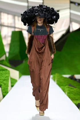 (260311) -- PARIS, March 11, 2026 -- A model presents a creation from the Ready-to-Wear Fall Winter 2026-2027 collections by Louis Vuitton during the Paris Fashion Week, in Paris, France, on March 10, 2026. ( Handout via Xinhua) FRANCE-PARIS-FASHION WEEK-LOUIS VUITTON MeetEurope 