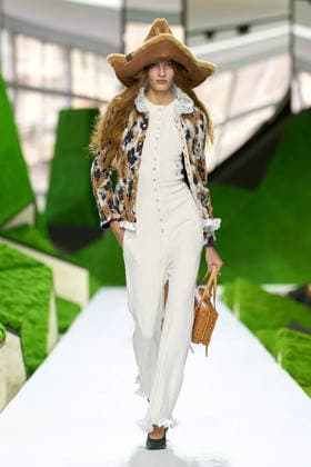 (260311) -- PARIS, March 11, 2026 -- A model presents a creation from the Ready-to-Wear Fall Winter 2026-2027 collections by Louis Vuitton during the Paris Fashion Week, in Paris, France, on March 10, 2026. ( Handout via Xinhua) FRANCE-PARIS-FASHION WEEK-LOUIS VUITTON MeetEurope 