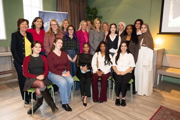Amsterdam, The Netherlands, 2026-03-11 12:35:09 AMSTERDAM, March 11, 2026, LAB111 Queen Maxima presenting a workbook to the Anne-Bo Foundation at LAB111 in Amsterdam. The foundation focuses on girls for whom studying is not a given, for example, because they grow up in poverty, have a history of refugee status, or come from youth care. PHOTO: NLBeeld Patrick van Emst Credit: NL Beeld Patrick van Emst  Copyright: xx x