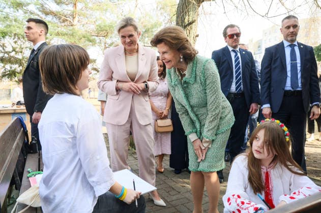 Swedish royal couple visits Poland Photo: Pawel Wodzynski East News King of Sweden Carl XVI Gustaf and his wife Queen Silvia attend a meeting with the Ukrainian children at the Praska Arka Community Centre on March 11, 2026 in Warsaw, Poland. The Swedish royal couple pays a three-day state visit to Poland focused on strengthening bilateral ties, defense, and security. EN_01673878_0045 