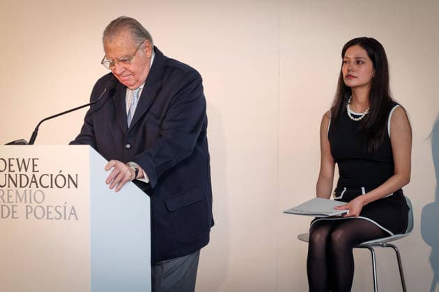Hugo Mujica and Leonor Pataki collect the XXXVIII Loewe Poetry Prize The poet Leonor Pataki during the presentation of the XXXVIII Loewe Poetry Prize, on March 11, 2026, in Madrid Spain FAMOSOSOS POETRY Ángel Díaz Brin Madrid Madrid Madrid Spain Copyright: xÃngelxDiazxBrinasx 7358324