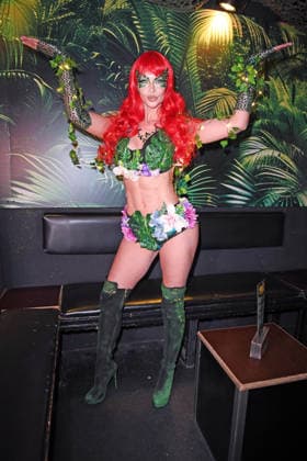 Micaela Schäfer bei der ERÖFFNUNG DER OLIVIA JONES DSCHUNGELBAR auf der Grosse Freiheit in Hamburg am 11.03.2026