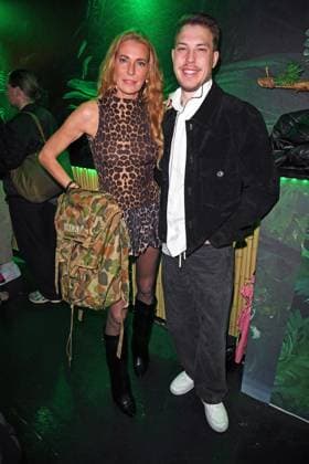 Giulia Siegel mit Sohn Nathan Wehrmann bei der ERÖFFNUNG DER OLIVIA JONES DSCHUNGELBAR auf der Grosse Freiheit in Hamburg am 11.03.2026
