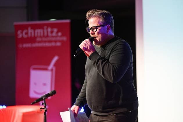 Mille (Kreator) präsentiert seine Biographie Exklusive Lesung und Gespräch mit Co-Autor Torsten Groß in Essen ** NUR FÜR REDAKTIONELLE ZWECKE ** EDITORIAL USE ONLY **<p>Mille (Kreator) präsentiert am Mittwoch, 11. März 2026 seine Biographie mit Co-Autor Torsten Groß (im Bild) im Marienforum im Mariengymnasium in Essen. Deutschland NRW Essen Copyright: VladimirxWegener
