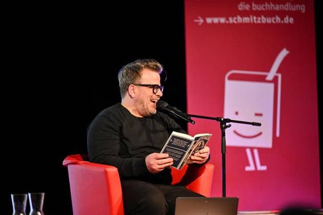 Mille (Kreator) präsentiert seine Biographie Exklusive Lesung und Gespräch mit Co-Autor Torsten Groß in Essen ** NUR FÜR REDAKTIONELLE ZWECKE ** EDITORIAL USE ONLY **<p>Mille (Kreator) präsentiert am Mittwoch, 11. März 2026 seine Biographie mit Co-Autor Torsten Groß (im Bild) im Marienforum im Mariengymnasium in Essen. Deutschland NRW Essen Copyright: VladimirxWegener
