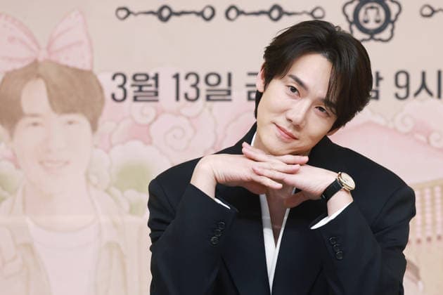 S. Korean actor Yoo Yeon-seok S. Korean actor Yoo Yeon-seok South Korean actor Yoo Yeon-seok, who stars in the new drama Phantom Lawyer, poses for a photo during a publicity event in Seoul on March 11, 2026. The first episode of the drama will be aired by the SBS TV network on March 13. (Yonhap) 2026-03-12 09:58:44 < 1980-2026 YONHAPNEWS AGENCY. .> ¼­¿ïÆ¯º°½Ã EDITORIAL USE ONLY  Copyright: xx PYH2026031204530034400 YonhapxNewsx yonphotos250439