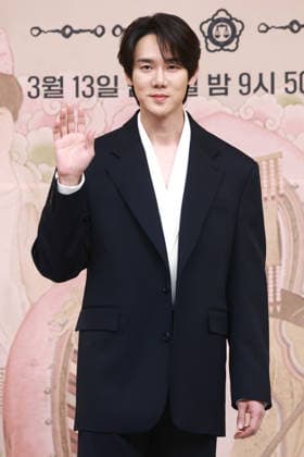 S. Korean actor Yoo Yeon-seok S. Korean actor Yoo Yeon-seok South Korean actor Yoo Yeon-seok, who stars in the new drama Phantom Lawyer, poses for a photo during a publicity event in Seoul on March 11, 2026. The first episode of the drama will be aired by the SBS TV network on March 13. (Yonhap) 2026-03-12 09:58:51 < 1980-2026 YONHAPNEWS AGENCY. .> ¼­¿ïÆ¯º°½Ã EDITORIAL USE ONLY  Copyright: xx PYH2026031204560034400 YonhapxNewsx yonphotos250444