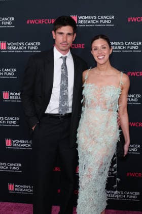 The Women s Cancer Research Fund s An Unforgettable Evening Benefit Gala 2026 guest and Kayla Ewell at The Women s Cancer Research Fund s An Unforgettable Evening Benefit Gala 2026 held at the Beverly Wilshire, A Four Seasons Hotel on March 11, 2026 in Beverly Hills, Los Angeles, California, United States., Credit:Xavier Collin Avalon  Copyright: xXavierxCollinx xAvalonx 1082130126
