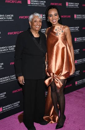 An Unforgettable Evening 2026 Valerie Washington and Kerry Washington arriving to An Unforgettable Evening 2026 held at the Beverly Wilshire, A Four Seasons Hotel on March 11, 2026 in Beverly Hills, Ca. Beverly Hills Beverly Wilshire Hotel California USA Copyright: xLisaxOConnor xAFF-USA.COMx