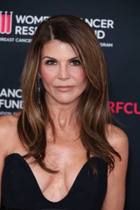 The Women s Cancer Research Fund s An Unforgettable Evening Benefit Gala 2026 Lori Loughlin at The Women s Cancer Research Fund s An Unforgettable Evening Benefit Gala 2026 held at the Beverly Wilshire, A Four Seasons Hotel on March 11, 2026 in Beverly Hills, Los Angeles, California, United States., Credit:Xavier Collin Avalon  Copyright: xXavierxCollinx xAvalonx 1082133675