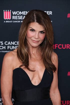 The Women s Cancer Research Fund s An Unforgettable Evening Benefit Gala 2026 Lori Loughlin at The Women s Cancer Research Fund s An Unforgettable Evening Benefit Gala 2026 held at the Beverly Wilshire, A Four Seasons Hotel on March 11, 2026 in Beverly Hills, Los Angeles, California, United States., Credit:Xavier Collin Avalon  Copyright: xXavierxCollinx xAvalonx 1082133705