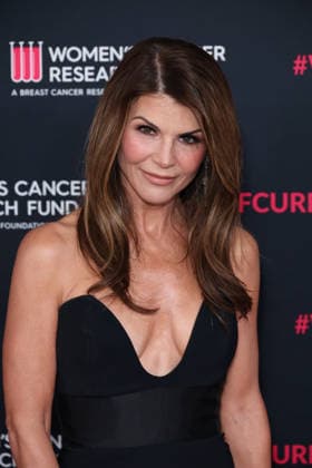 The Women s Cancer Research Fund s An Unforgettable Evening Benefit Gala 2026 Lori Loughlin at The Women s Cancer Research Fund s An Unforgettable Evening Benefit Gala 2026 held at the Beverly Wilshire, A Four Seasons Hotel on March 11, 2026 in Beverly Hills, Los Angeles, California, United States., Credit:Xavier Collin Avalon  Copyright: xXavierxCollinx xAvalonx 1082133709