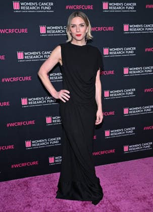 An Unforgettable Evening 2026 Rhea Seehorn arriving to An Unforgettable Evening 2026 held at the Beverly Wilshire, A Four Seasons Hotel on March 11, 2026 in Beverly Hills, Ca. Beverly Hills Beverly Wilshire Hotel California USA Copyright: xLISAxOConnor xAFF-USA.COMx