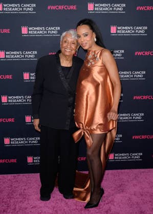 An Unforgettable Evening 2026 - Los Angeles, USA LOS ANGELES, USA. March 11, 2026: Kerry Washington & mother Valerie Washington at An Unforgettable Evening 2026 benefitting the Women s Cancer Research Fund. Los Angeles CA USA  Copyright: xPaulxSmith Featureflashx