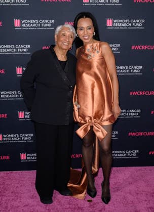 An Unforgettable Evening 2026 - Los Angeles, USA LOS ANGELES, USA. March 11, 2026: Kerry Washington & mother Valerie Washington at An Unforgettable Evening 2026 benefitting the Women s Cancer Research Fund. Los Angeles CA USA  Copyright: xPaulxSmith Featureflashx