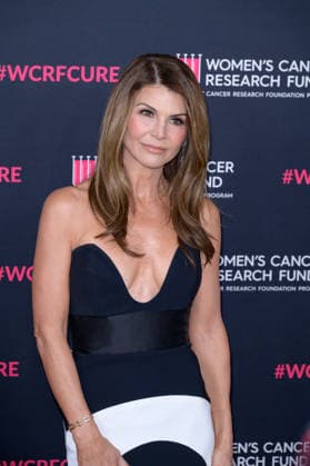 An Unforgettable Evening 2026 - Los Angeles, USA LOS ANGELES, USA. March 11, 2026: Lori Loughlin at An Unforgettable Evening 2026 benefitting the Women s Cancer Research Fund. Los Angeles CA USA  Copyright: xPaulxSmith Featureflashx
