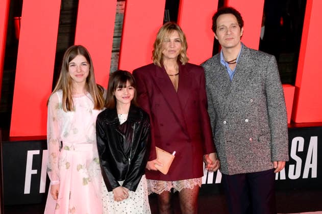 Francesca Barra mit Ehemann Claudio Santamaria und Töchtern Atena und Greta bei der Premiere des Kinofilms Idoli - Fino all ultima corsa Ãdolos Idols im Space Cinema Moderno. Rom, 11.03.2026