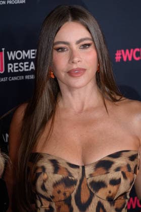 LOS ANGELES, USA March 11, 2026 Sofia Vergara at An Unforgettable Evening 2026 benefitting the Women s Cancer Research Fund Picture Paul Smith Featureflash 453988 2026 03 11 CA Los Angeles  Copyright: xPaulxSmithx xFeaturesxFlashx xStarfacex STAR_453988_108
