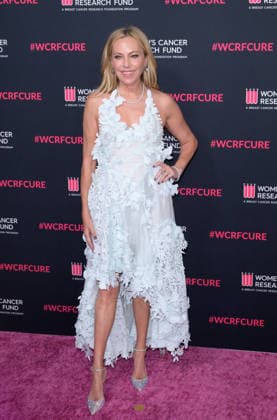 LOS ANGELES, USA March 11, 2026 Sutton Stracke at An Unforgettable Evening 2026 benefitting the Women s Cancer Research Fund Picture Paul Smith Featureflash 453988 2026 03 11 CA Los Angeles  Copyright: xPaulxSmithx xFeaturesxFlashx xStarfacex STAR_453988_113