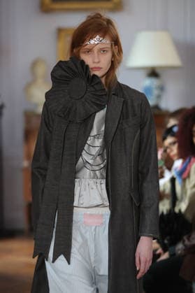 PFW - Florentina Leitner Runway A model walks the runway during the Florentina Leitner Womenswear Fall Winter 2026-2027 show as part of Paris Fashion Week on March 10, 2026 in Paris, France. Photo by Alain Gil Gonzalez ABACAPRESS.COM Paris France  Copyright: xGonzalezxAlain-Gil ABACAx