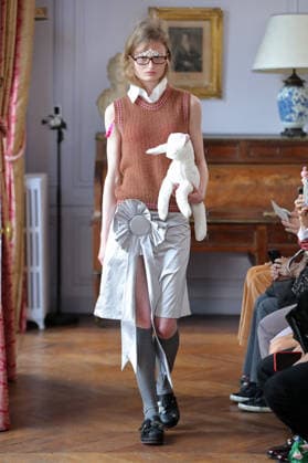PFW - Florentina Leitner Runway A model walks the runway during the Florentina Leitner Womenswear Fall Winter 2026-2027 show as part of Paris Fashion Week on March 10, 2026 in Paris, France. Photo by Alain Gil Gonzalez ABACAPRESS.COM Paris France  Copyright: xGonzalezxAlain-Gil ABACAx