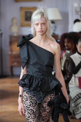 PFW - Florentina Leitner Runway A model walks the runway during the Florentina Leitner Womenswear Fall Winter 2026-2027 show as part of Paris Fashion Week on March 10, 2026 in Paris, France. Photo by Alain Gil Gonzalez ABACAPRESS.COM Paris France  Copyright: xGonzalezxAlain-Gil ABACAx