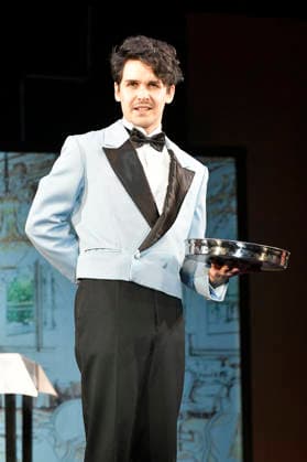 Adrian Djokic bei der Fotoprobe zum Theaterstück Bekenntnisse des Hochstaplers Felix Krull im Schlosspark Theater. Berlin, 11.03.2026