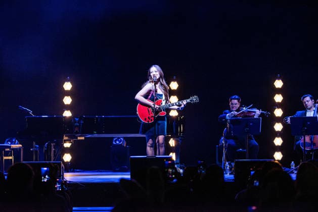 Music Concert - Laufey - A Matter of Time Tour Laufey Lin Jonsdottir Bergamo ChorusLife Arena Italy Copyright: xMirkoxFava TSCKx xLiveMediax LPM_2338003