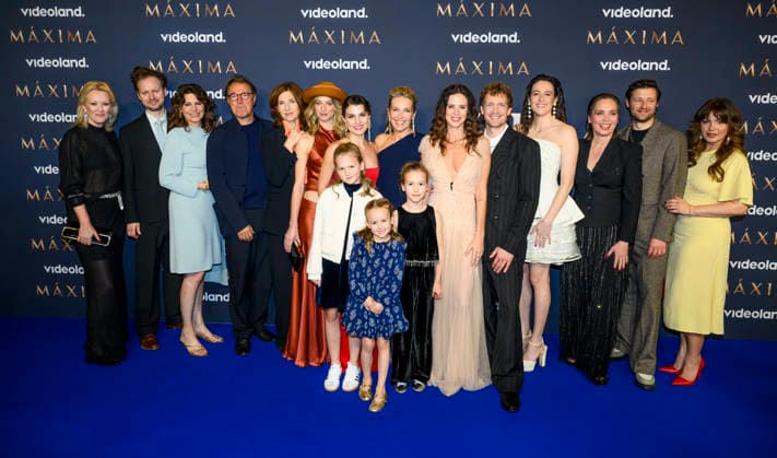 11-03-2026 Premiere of the second season of the Videoland Original drama series Maxima in De Nieuwe Kerk, Amsterdam. Martijn Lakemeier Als Willem-Alexander en Delfina Chaves Als Maxima met Julie Als Amalia, Nina Als Ariane n Philou Als Alexia, Abbey Hoes Als Laurentien en Steef de Bot Als Constantijn, Elsie de Brauw Als Beatrix en Sebastian Koch Als Claus, Agustina Palma Als vriendin Maxima , Rifka Lodeizen Als Noor en Claire Bender Als Mabel, Jean-Paul Buijs Als Balkenende, Regisseurs Saskia Diesing, Joosje Du Â  Copyright: xPPEx