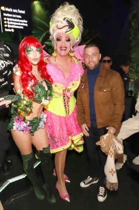 Micaela Schäfer, Olivia Jones und Filip Pavlovic bei der Eröffnung von Olivias Dschungel Bar auf der Großen Freiheit. Hamburg, 11.03.2026