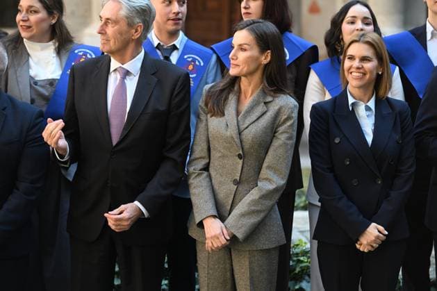 The Queen closes the third edition of the Master of Continuing Education in International Reporting I D The rector of the University of Alcalá de Henares, José Vicente Saz Pérez, Queen Letizia and the mayor of the municipality, Judith Piquet Flores, during the closing ceremony of the third edition of the Master of Continuing Education in International Reporting at the University of Alcalá de Henares, on March 12, 2026, in Alcalá de Henares Madrid, In collaboration with the RTVE Institute, the program combines academic training and professional experience to prepare students to cover global events, conflicts, crises and political and social transformations. It also focuses on the journalistic genre par excellence, reportage UNIVERSIDAD MÁST Copyright: xJosà xOlivax 7360075